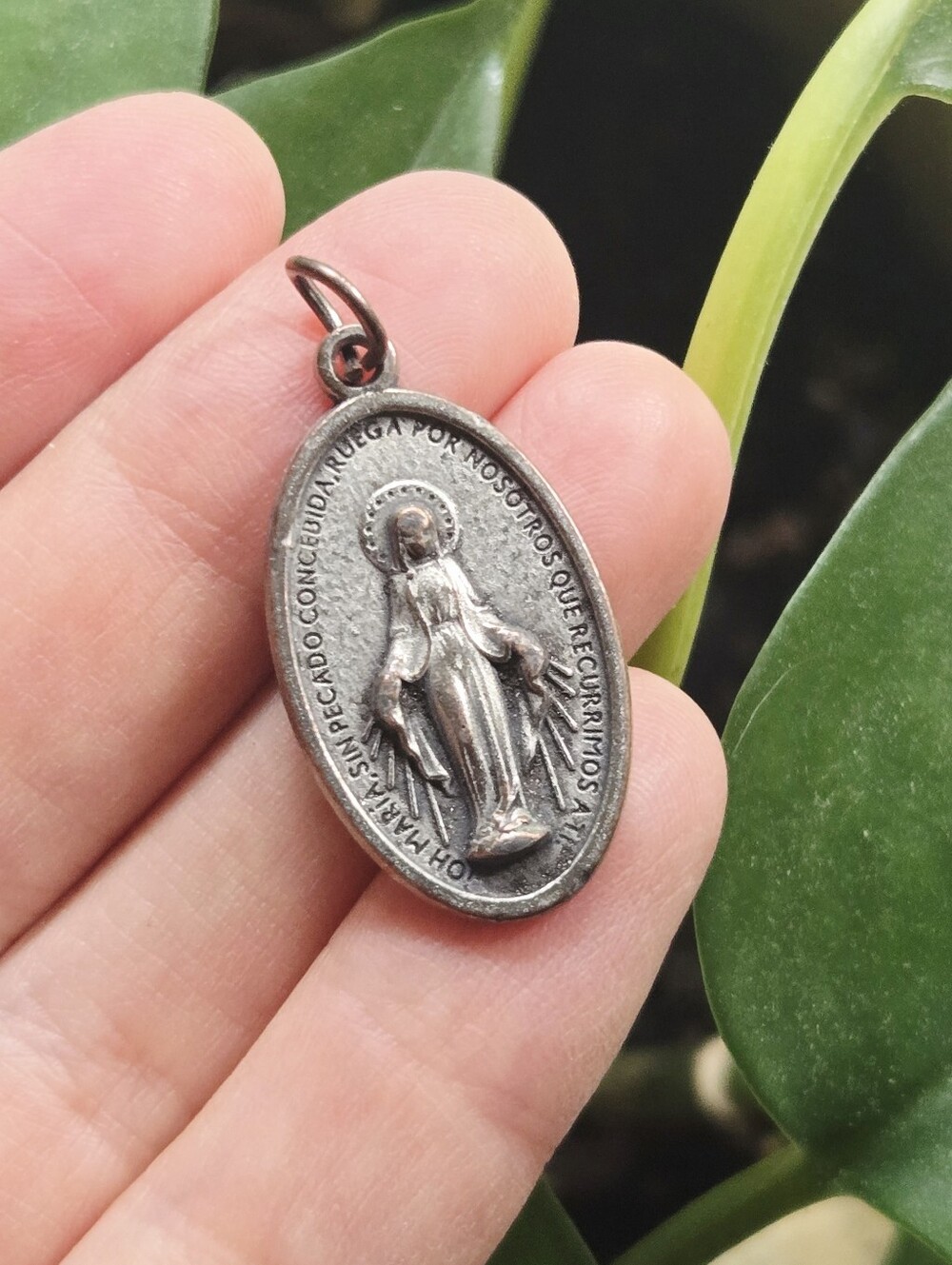 Vintage Our Lady of the Miraculous Medal Catholic Religious Pendant Virgin Mary